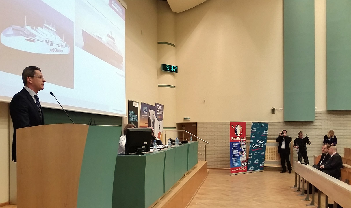 Arkadiusz Aszyk, dyr. zarządzający Remontowa Holding mówił o finansowaniu budowy statków